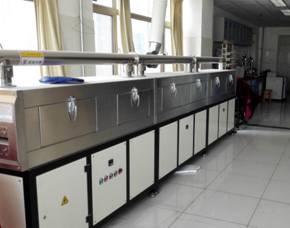 說明: E:\材化系\專業(yè)自評\鋰電生產(chǎn).jpg